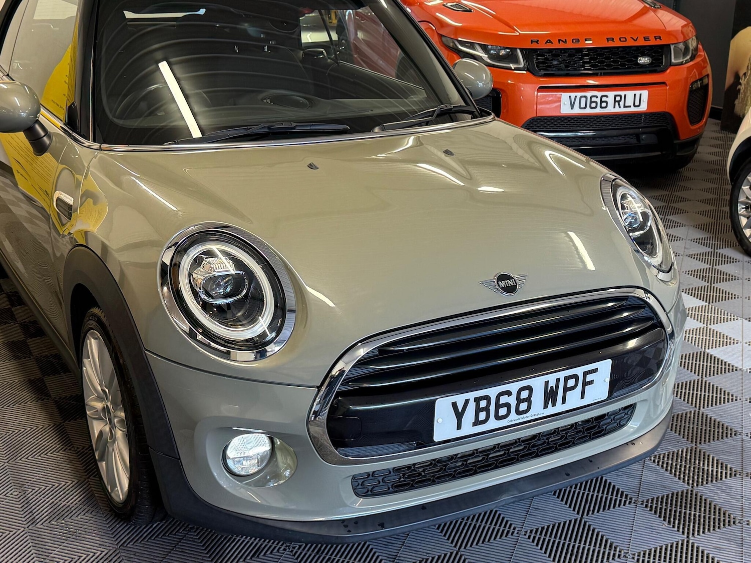 Used MINI Convertible 2018 for sale - 76992477: Photo 31