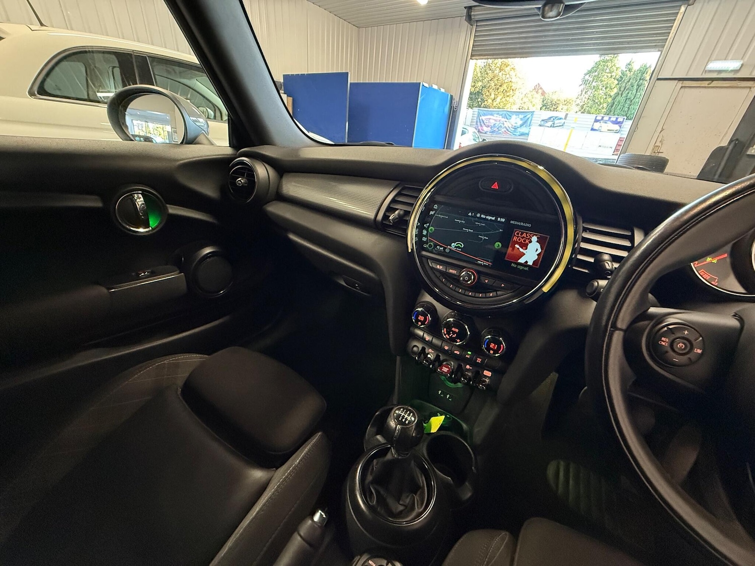 Used MINI Convertible 2018 for sale - 76992477: Photo 8