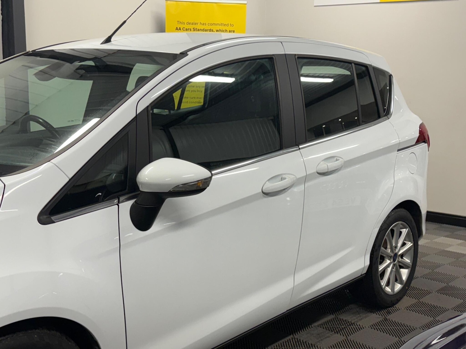 Used Ford B-MAX 2015 for sale - 76632639: Photo 12