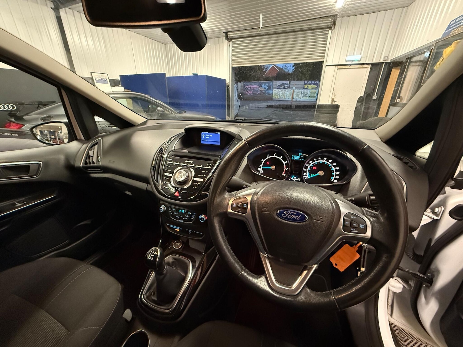 Used Ford B-MAX 2015 for sale - 76632639: Photo 24