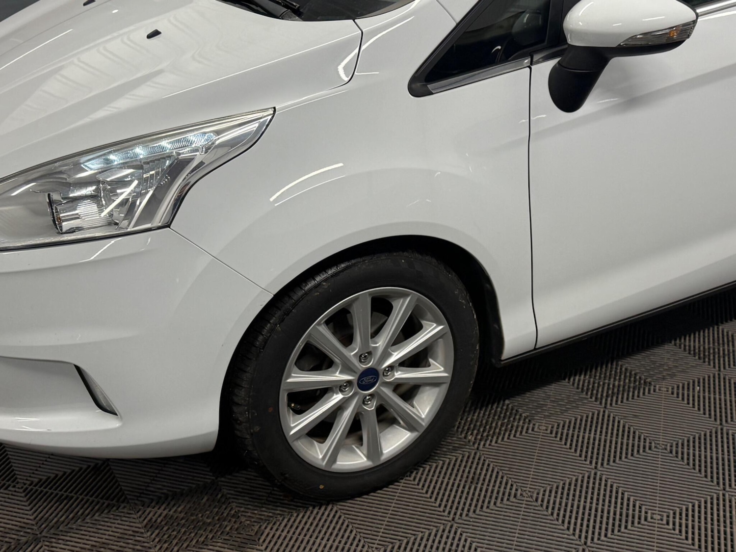 Used Ford B-MAX 2015 for sale - 76632639: Photo 7