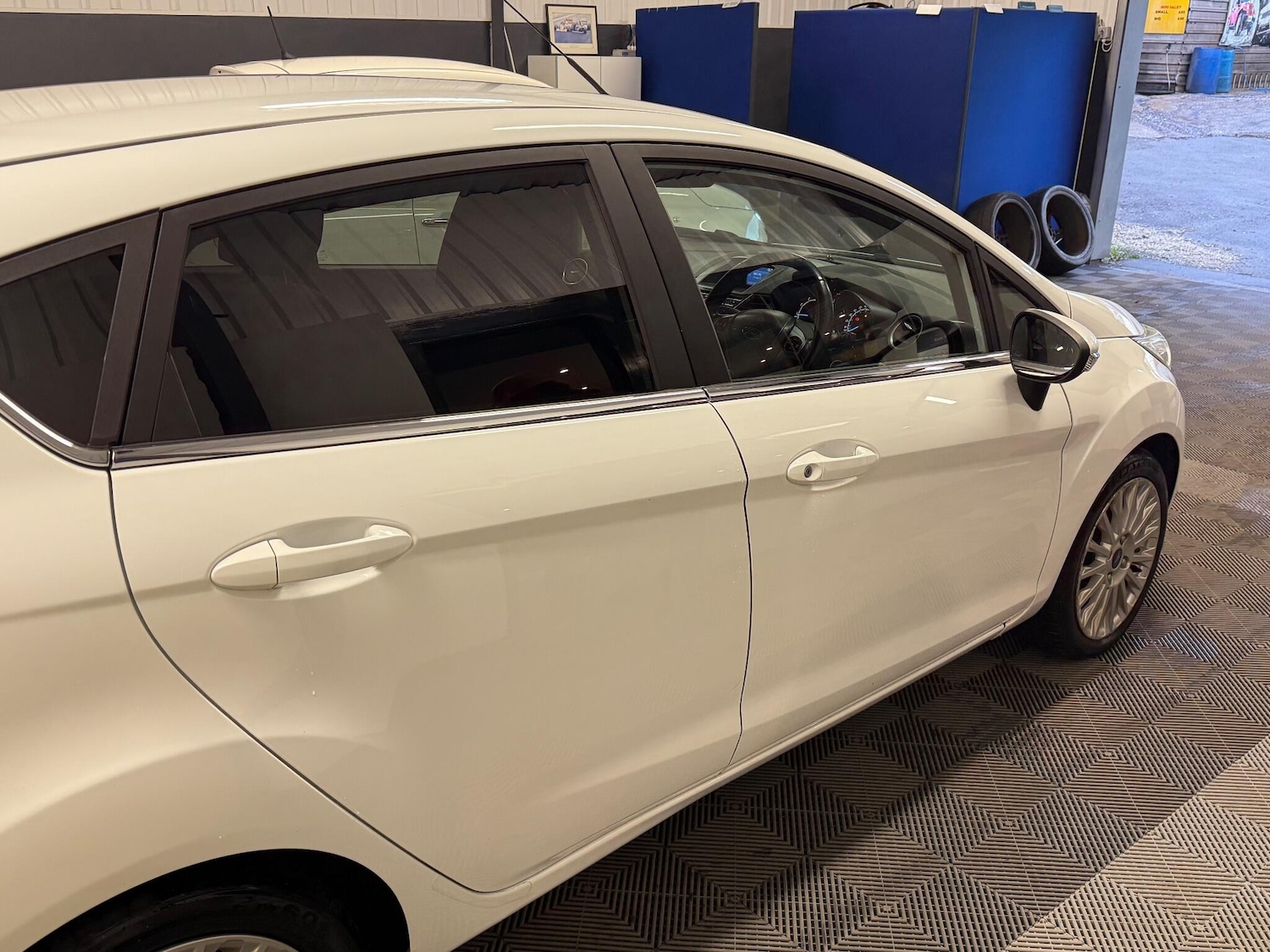 Used Ford Fiesta 2013 for sale - 76484948: Photo 14