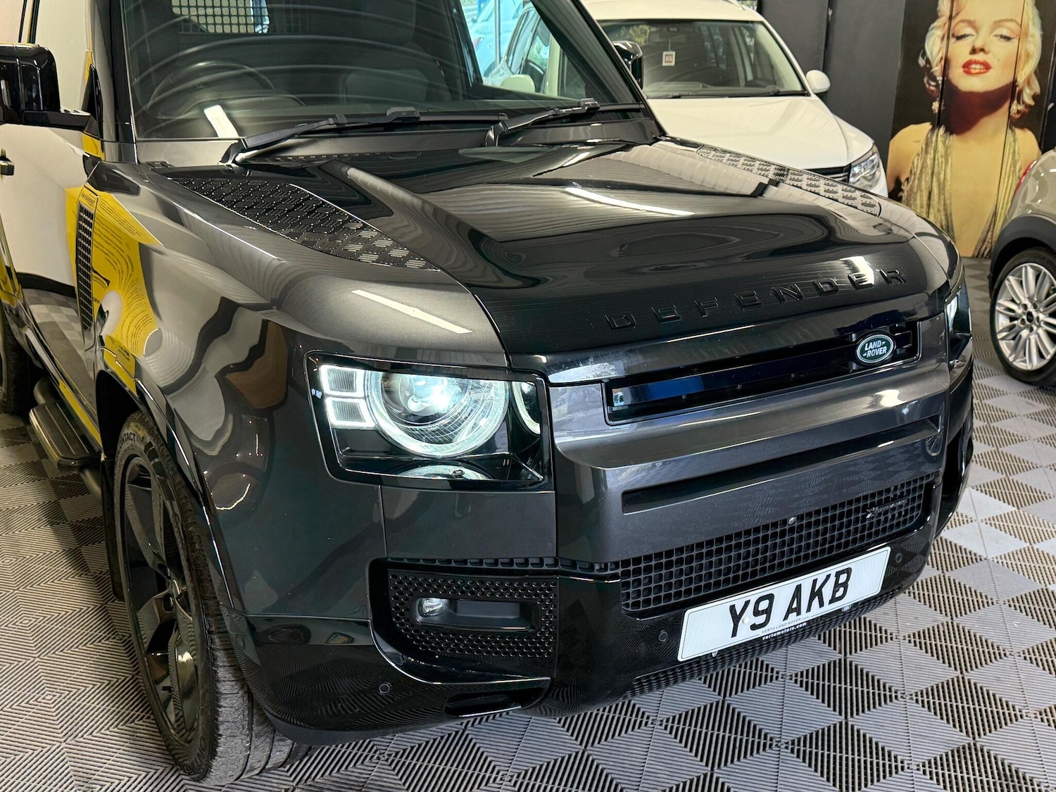 Used Land Rover Defender 2023 for sale - 76512870: Photo 36