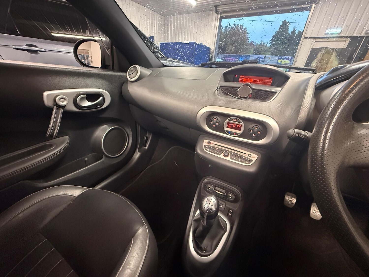 Used Renault Wind for sale - 76485898: Photo 11