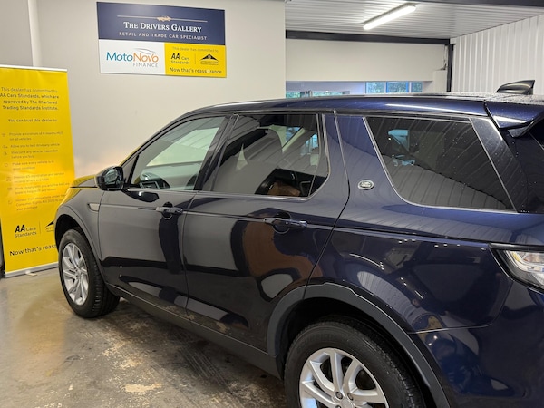 Used Land Rover Discovery Sport 2017 for sale - 76294930: Photo 17