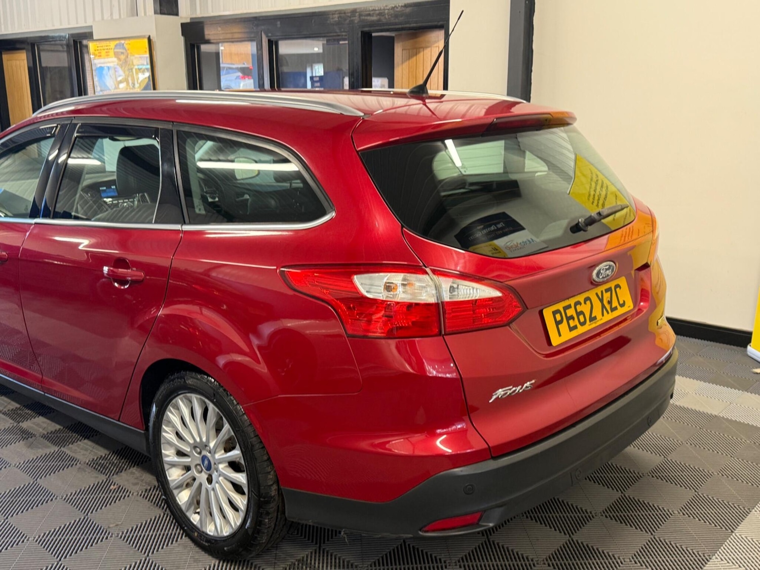 Used Ford Focus for sale - 76995339: Photo 9