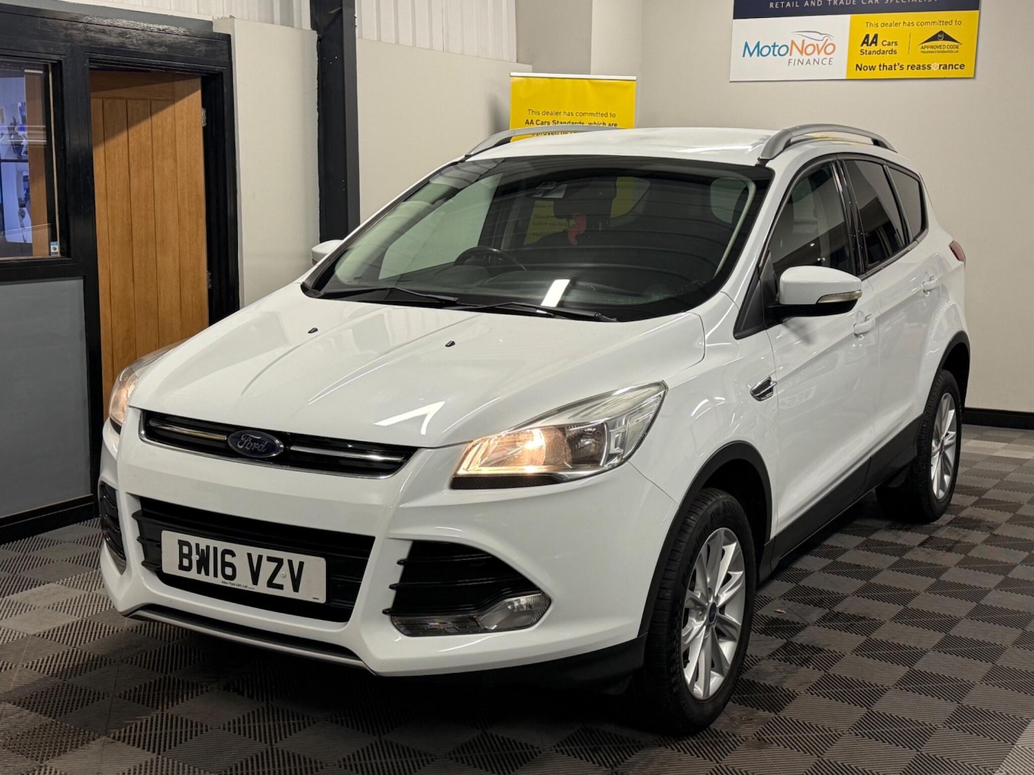 Used Ford Kuga for sale - 76634075: Photo 2