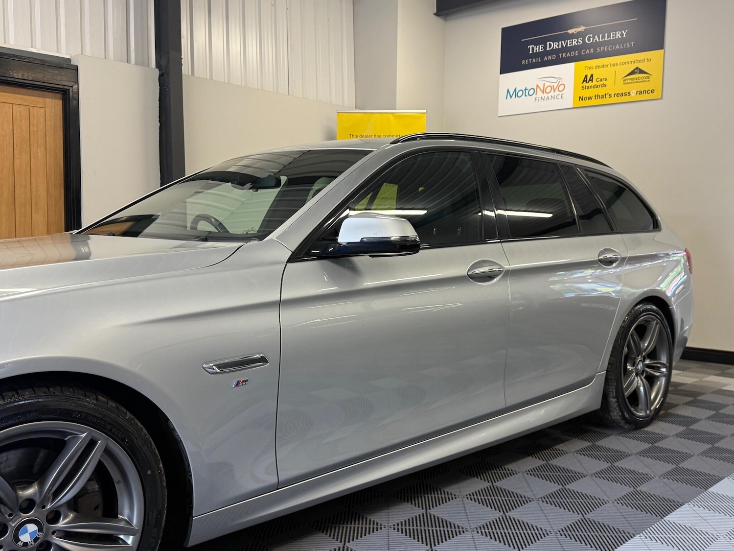 Used BMW 5 Series 2016 for sale - 76644873: Photo 23