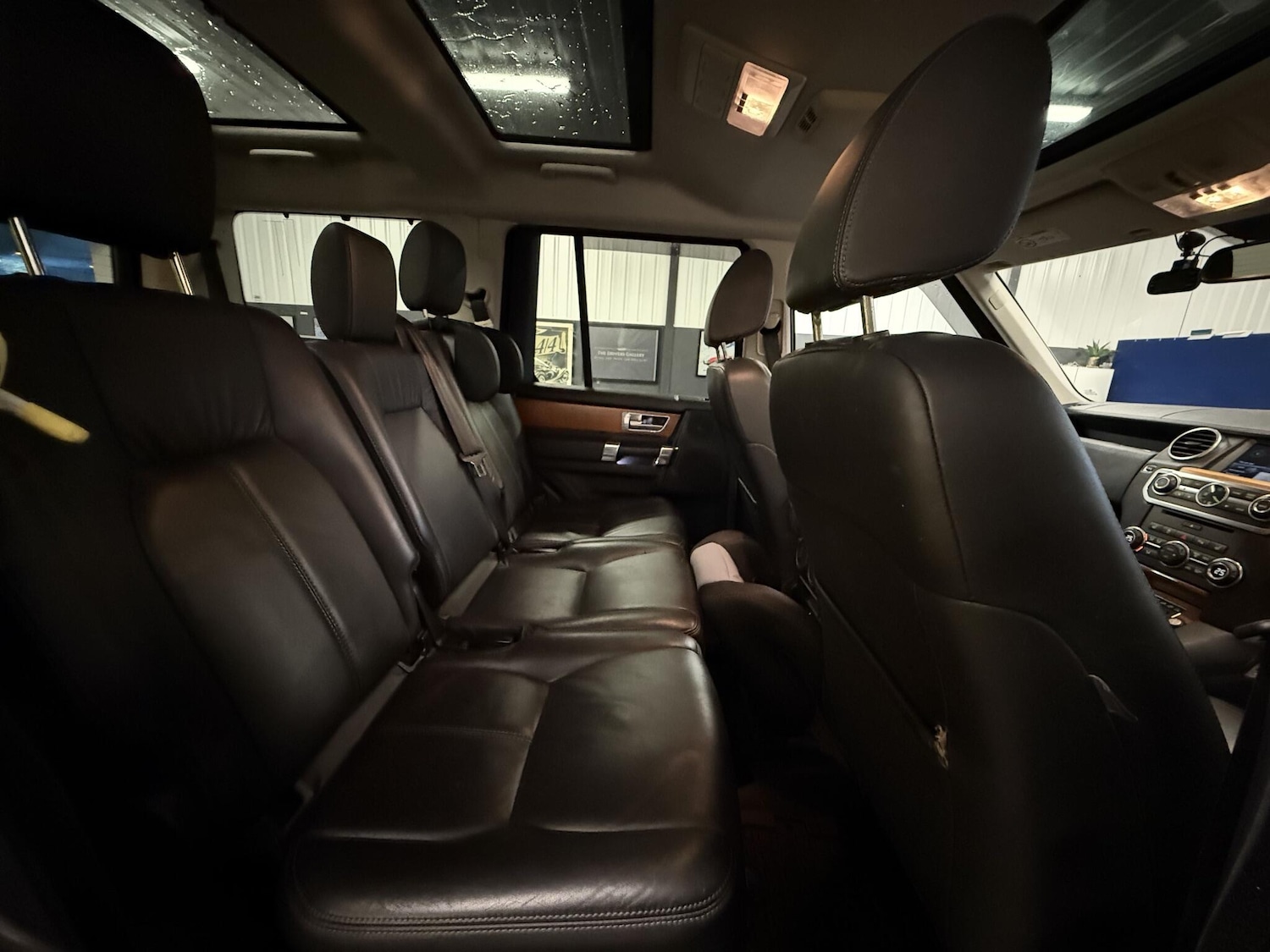 Used Land Rover Discovery 4 2015 for sale - 76996286: Photo 11