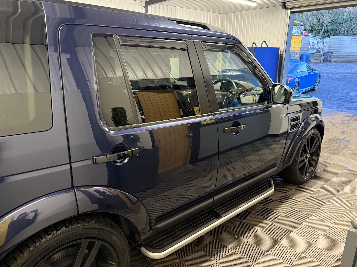 Used Land Rover Discovery 4 2015 for sale - 76996286: Photo 12