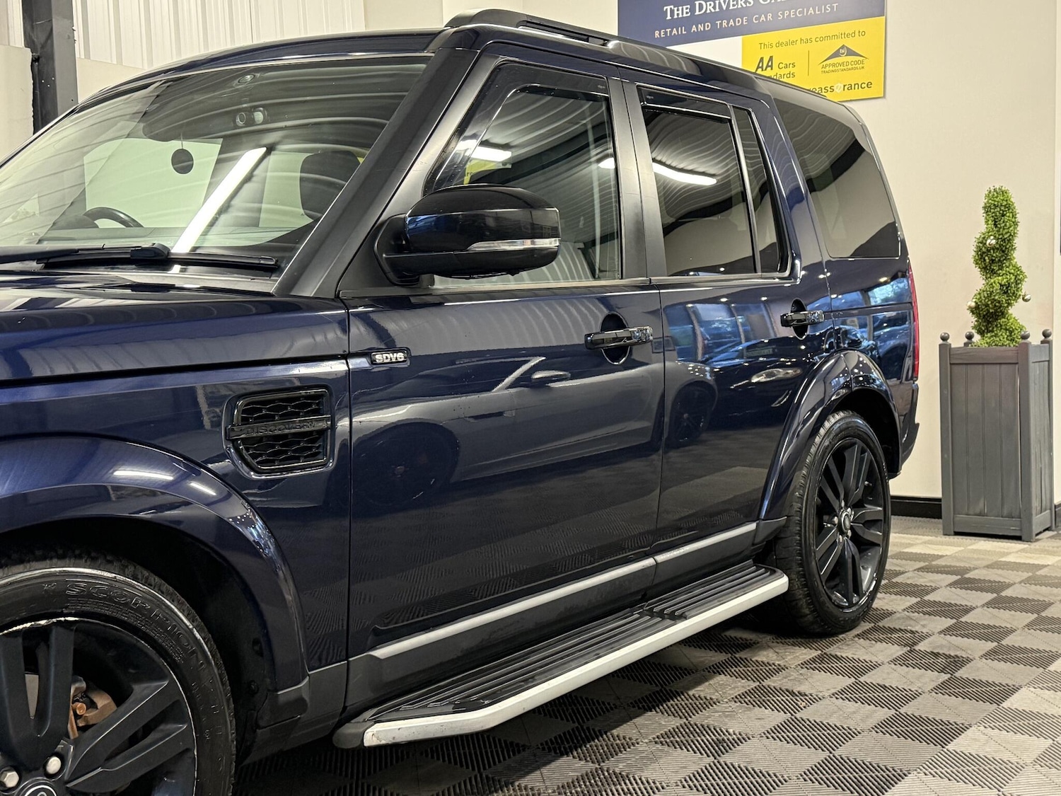 Used Land Rover Discovery 4 2015 for sale - 76996286: Photo 16