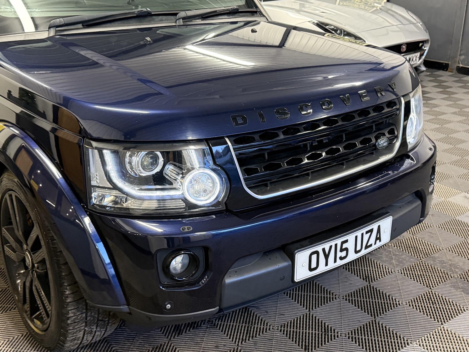 Used Land Rover Discovery 4 2015 for sale - 76996286: Photo 18