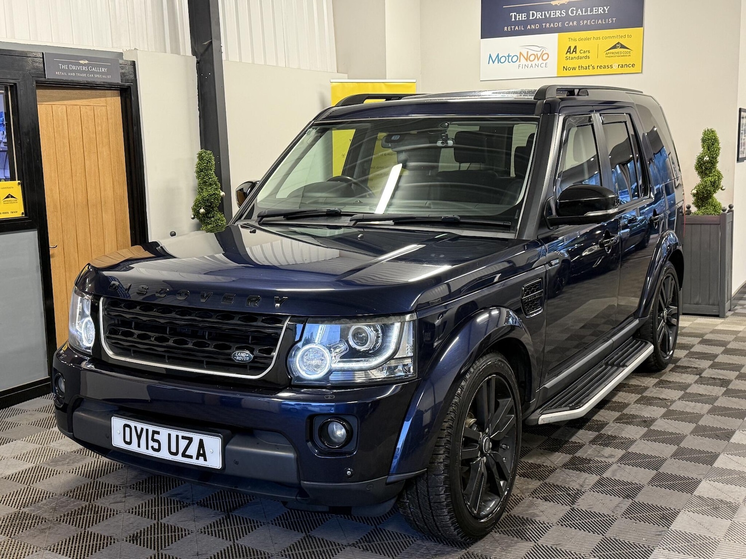 Used Land Rover Discovery 4 2015 for sale - 76996286: Photo 2