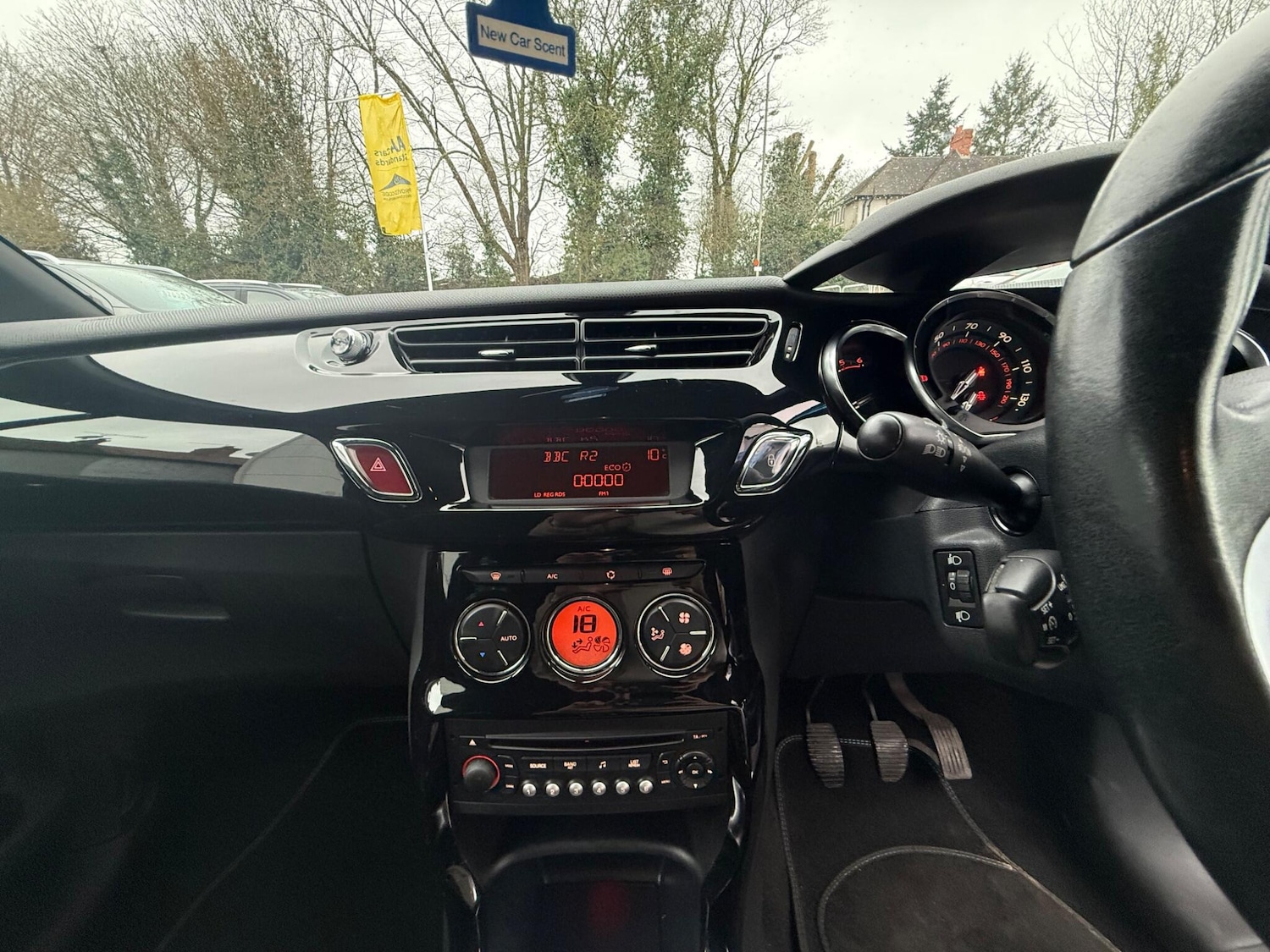 Used Citroen DS3 2013 for sale - 77497363: Photo 24