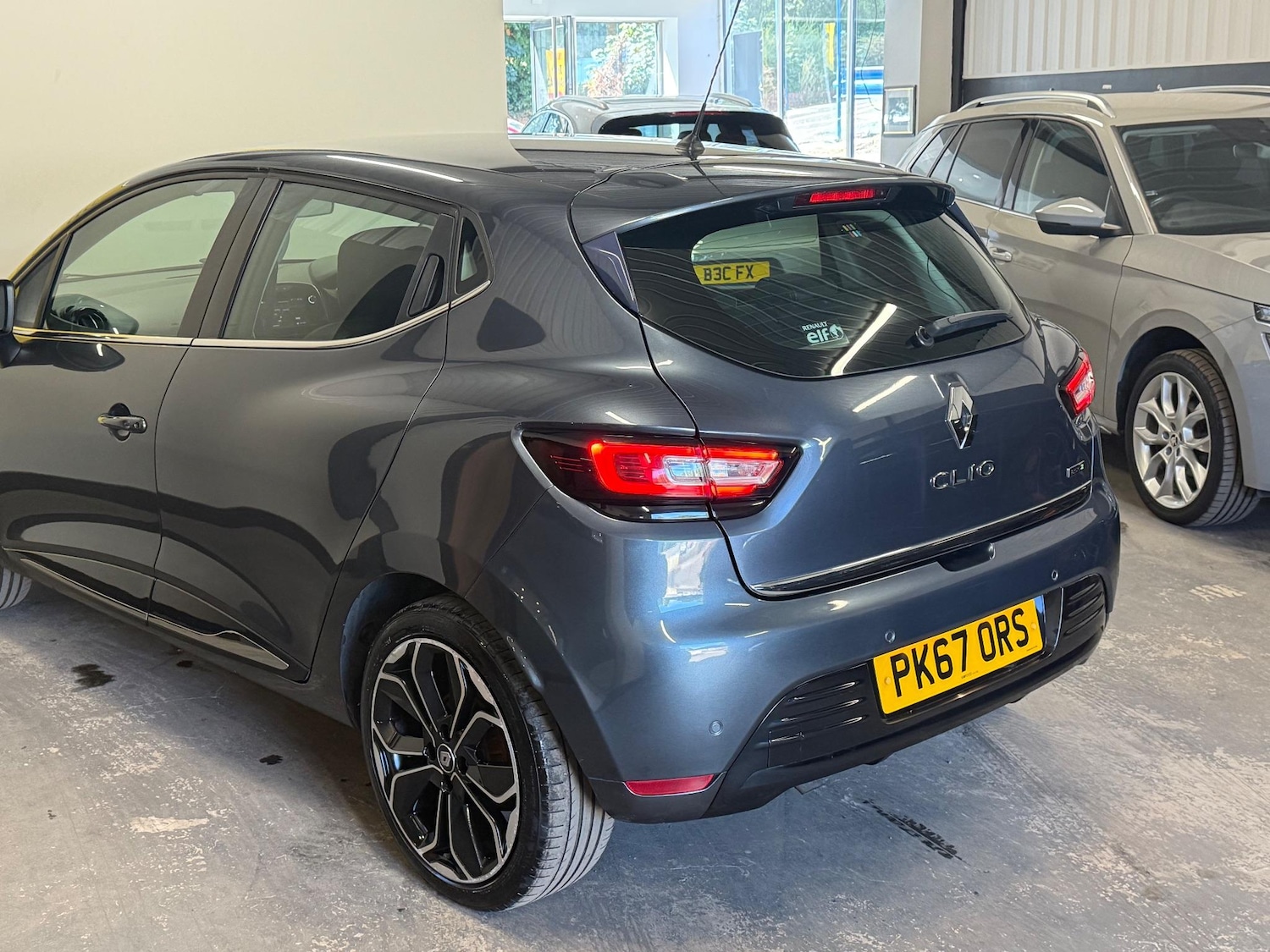 Used Renault Clio 2017 for sale - 76327266: Photo 18