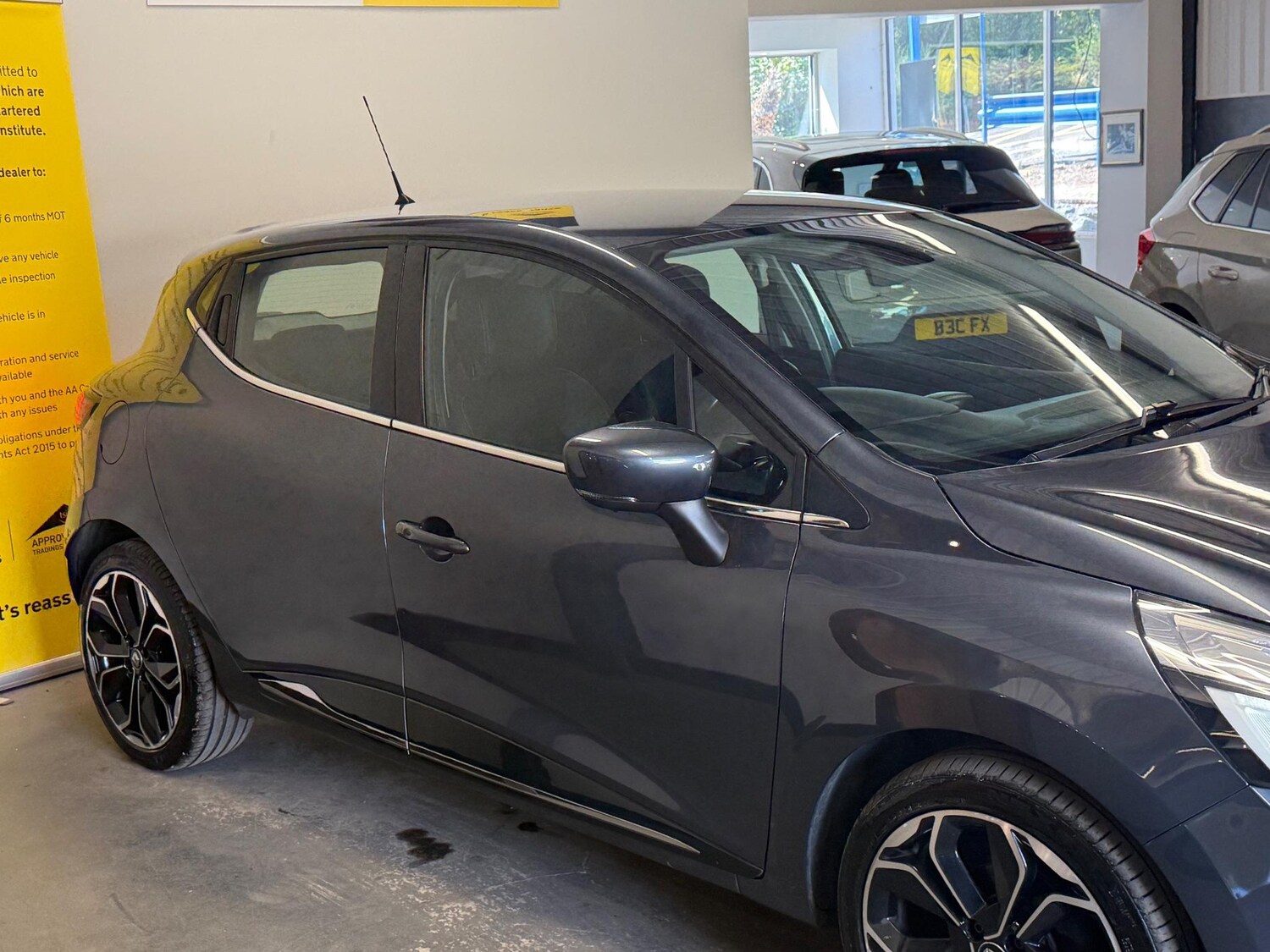 Used Renault Clio 2017 for sale - 76327266: Photo 23