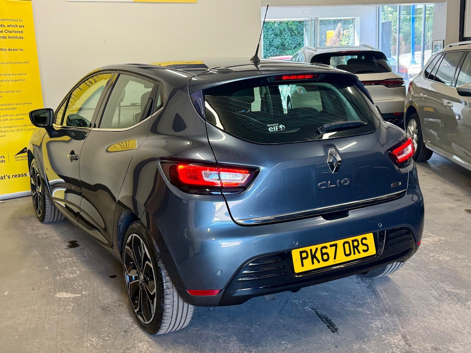 Used Renault Clio 2017 for sale - 76327266: Photo 3