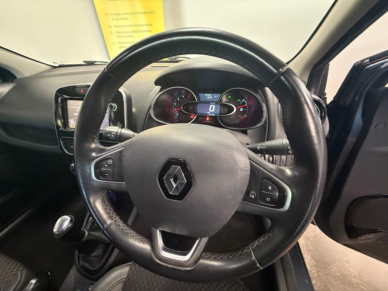 Used Renault Clio 2017 for sale - 76327266: Photo 6
