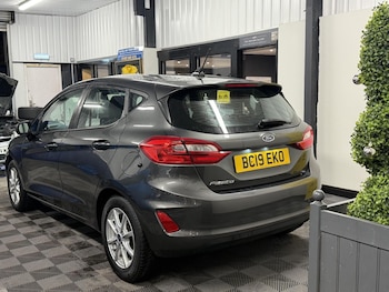 Used Ford Fiesta 2019 for sale - 76700940: Photo