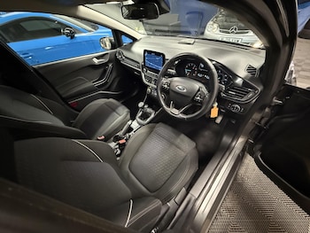 Used Ford Fiesta 2019 for sale - 76700940: Photo