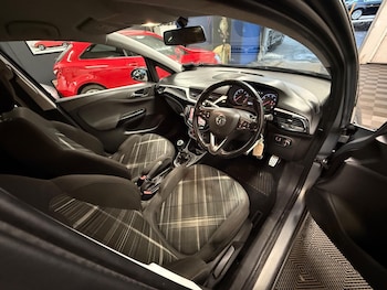 Used Vauxhall Corsa 2015 for sale - 77215567: Photo