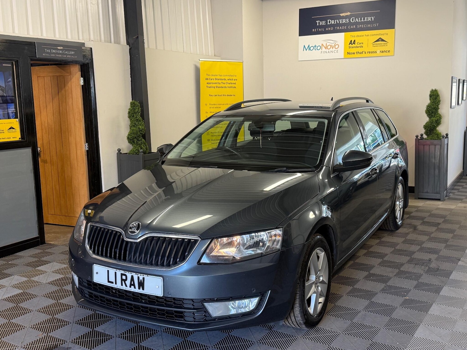 Used Skoda Octavia 2015 for sale - 78170670: Photo 2