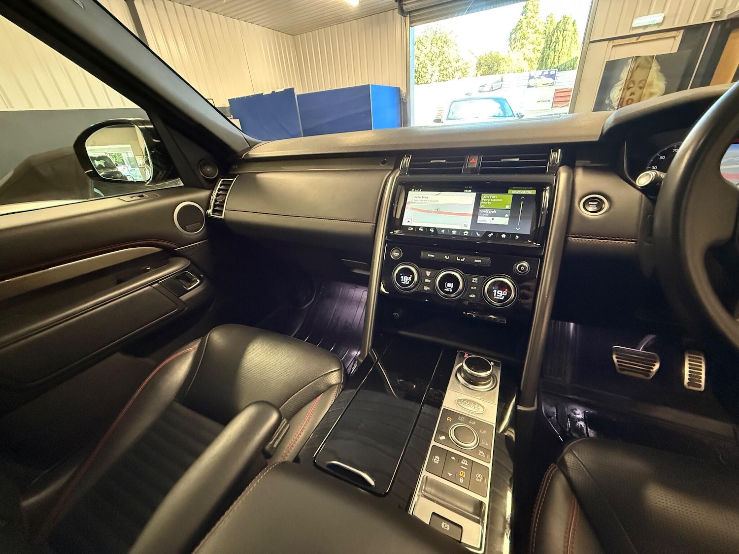 Used Land Rover Discovery for sale - 76898240: Photo 11