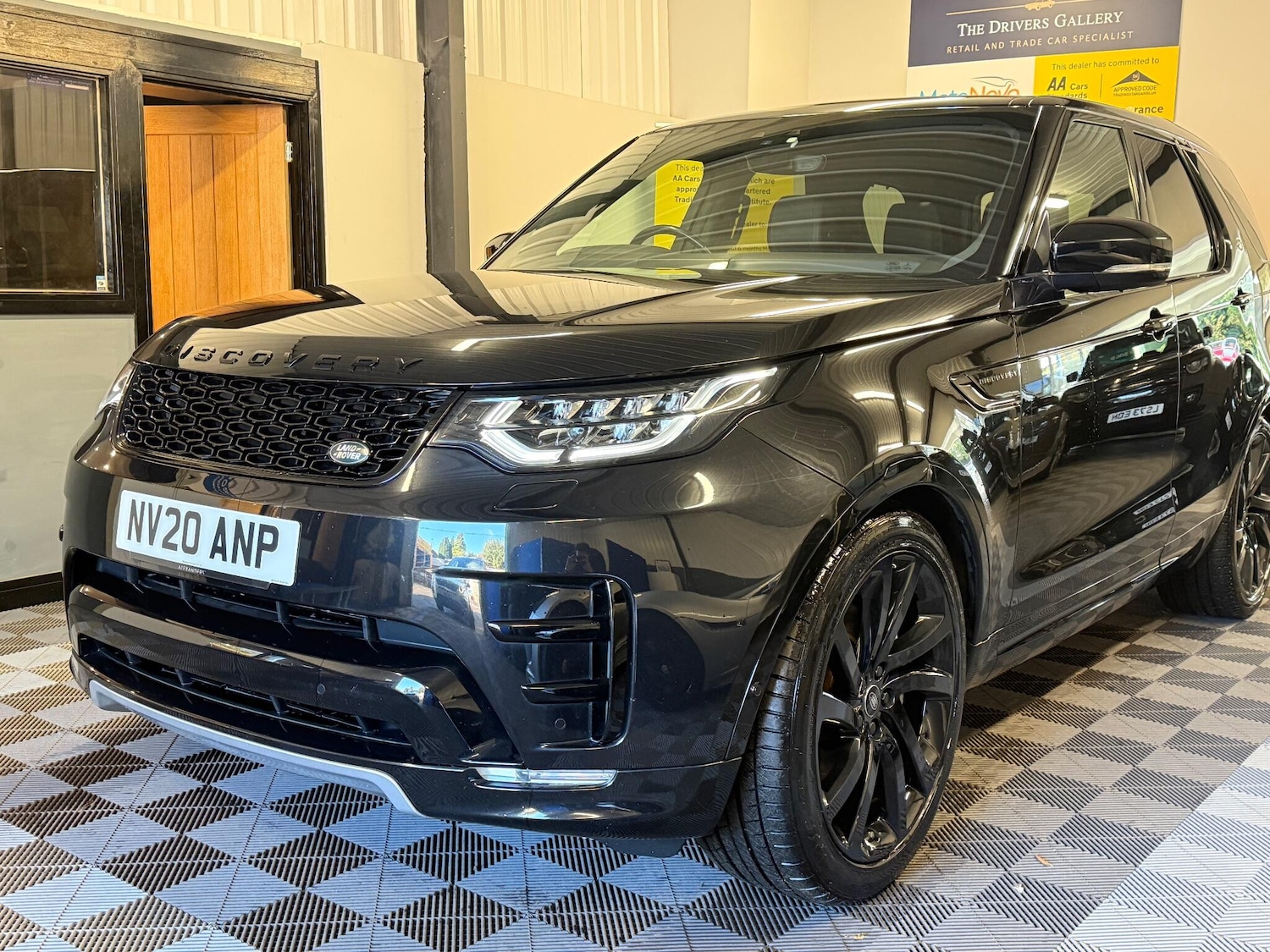 Used Land Rover Discovery for sale - 76898240: Photo 28