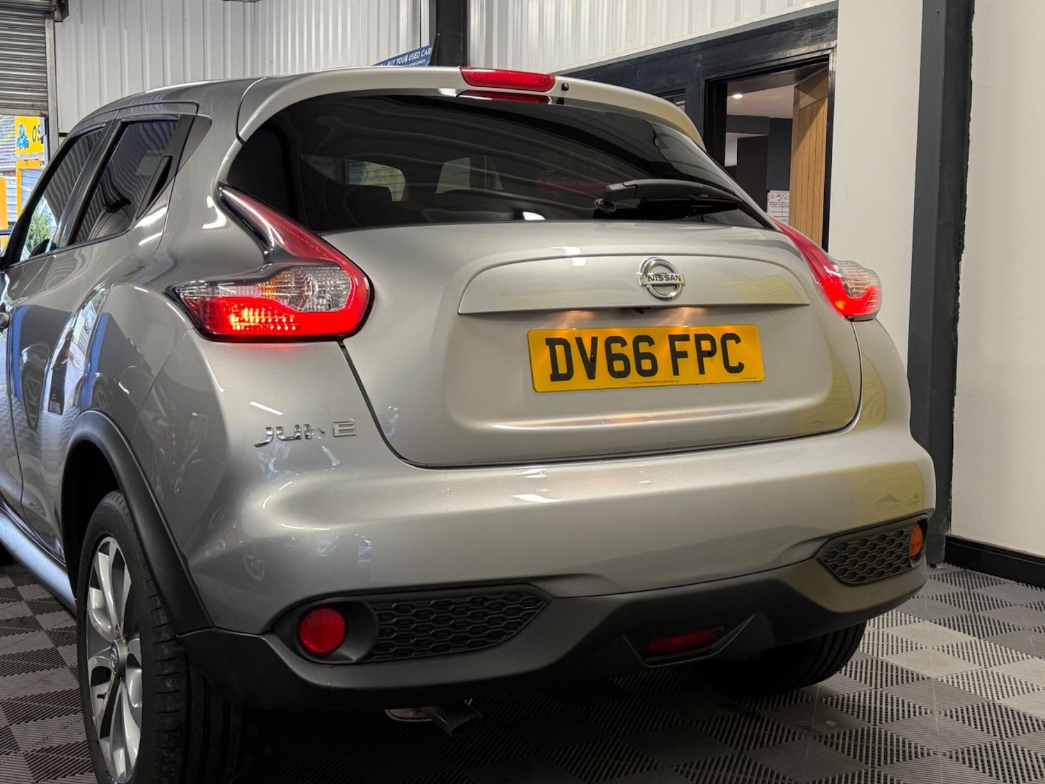 Used Nissan Juke 2016 for sale - 76021049: Photo 10