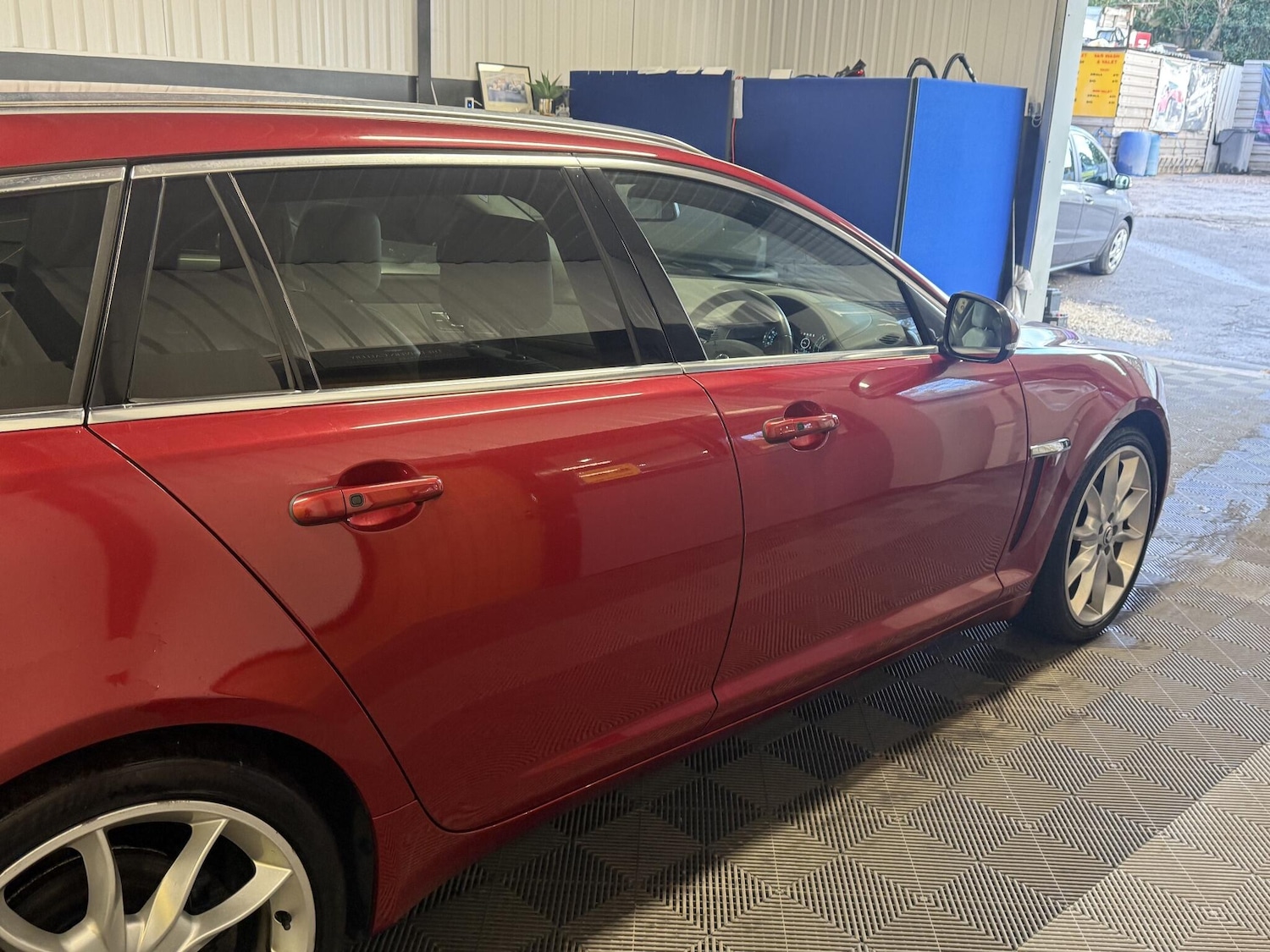 Used Jaguar XF 2013 for sale - 76801806: Photo 14