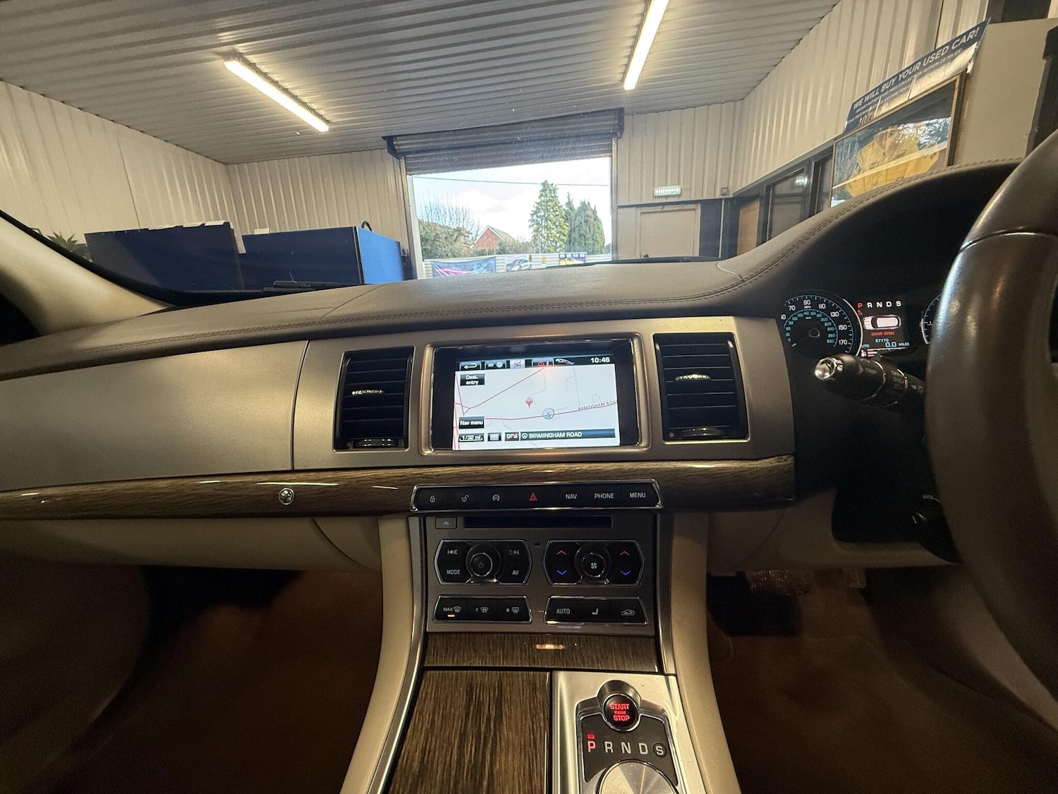 Used Jaguar XF 2013 for sale - 76801806: Photo 9