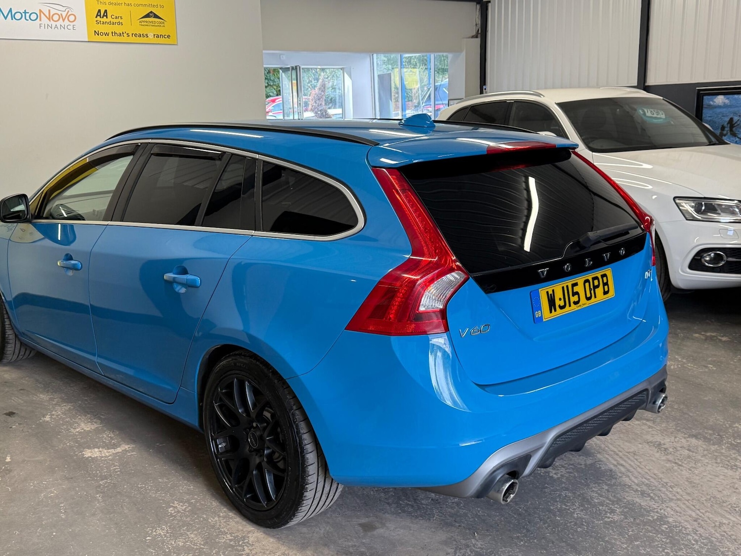 Used Volvo V60 2015 for sale - 76041775: Photo 16