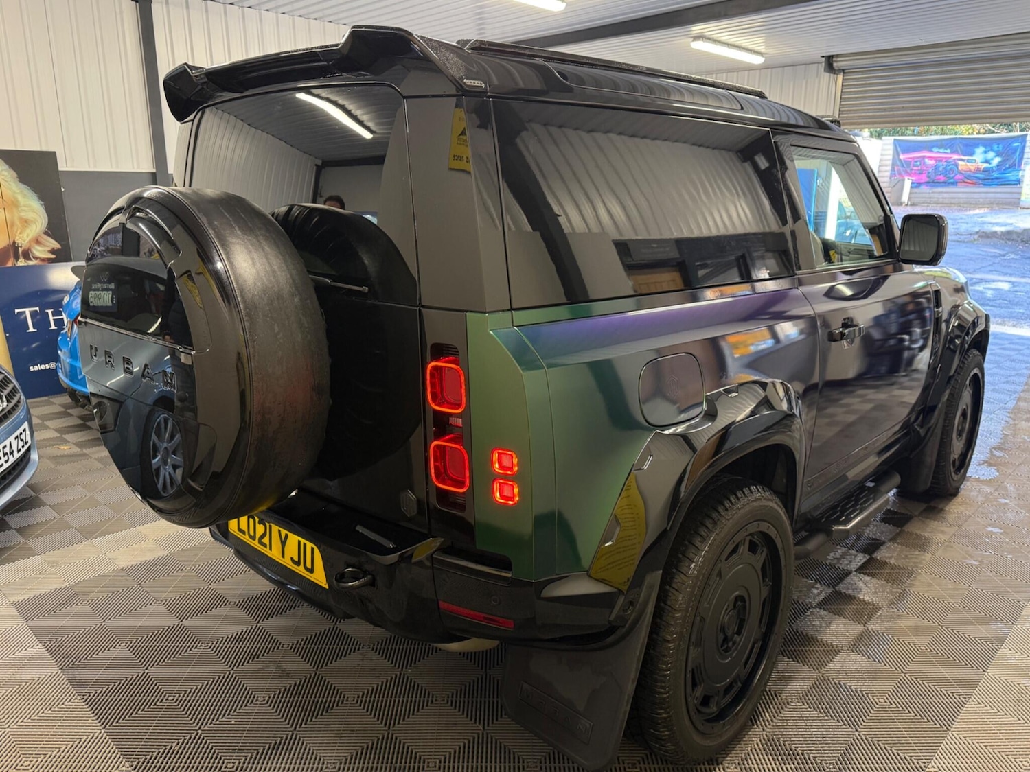 Used Land Rover Defender 90 2021 for sale - 76620506: Photo 22