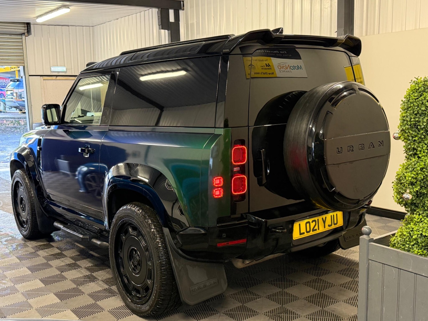 Used Land Rover Defender 90 2021 for sale - 76620506: Photo 3