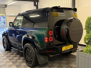 Used Land Rover Defender 90 2021 for sale - 76620506: Photo