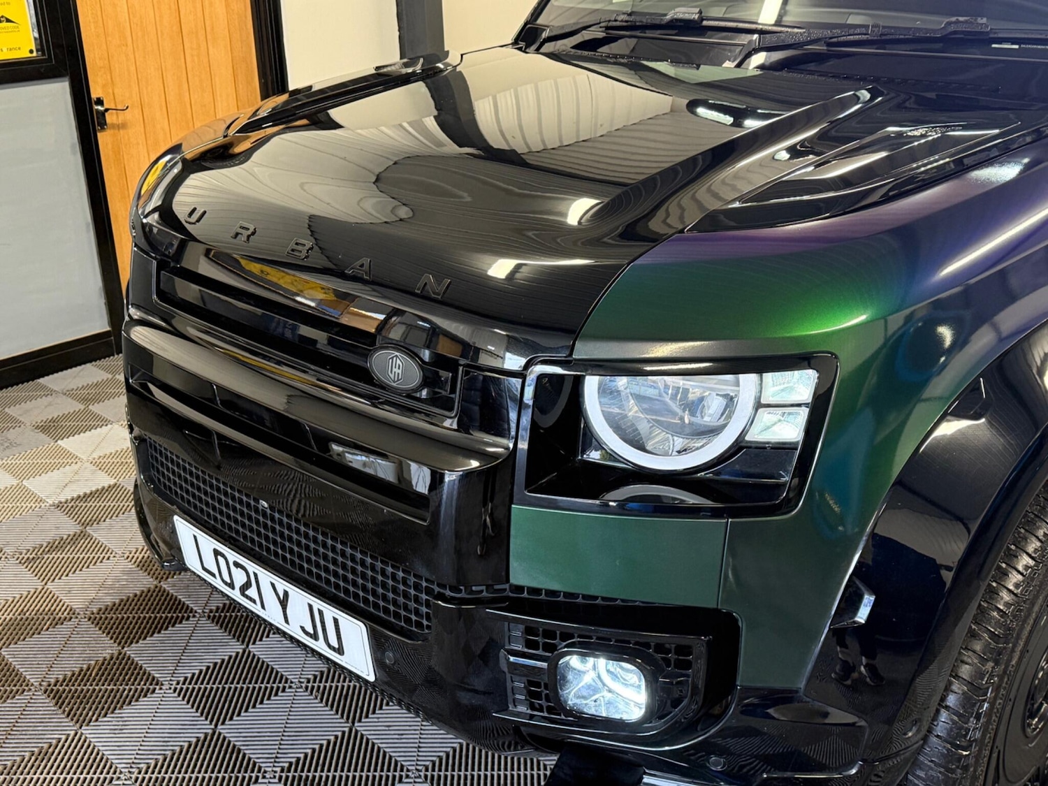 Used Land Rover Defender 90 2021 for sale - 76620506: Photo 8