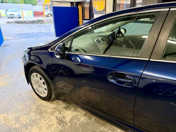 Used Toyota Avensis 2013 for sale - 75741450: Photo 8