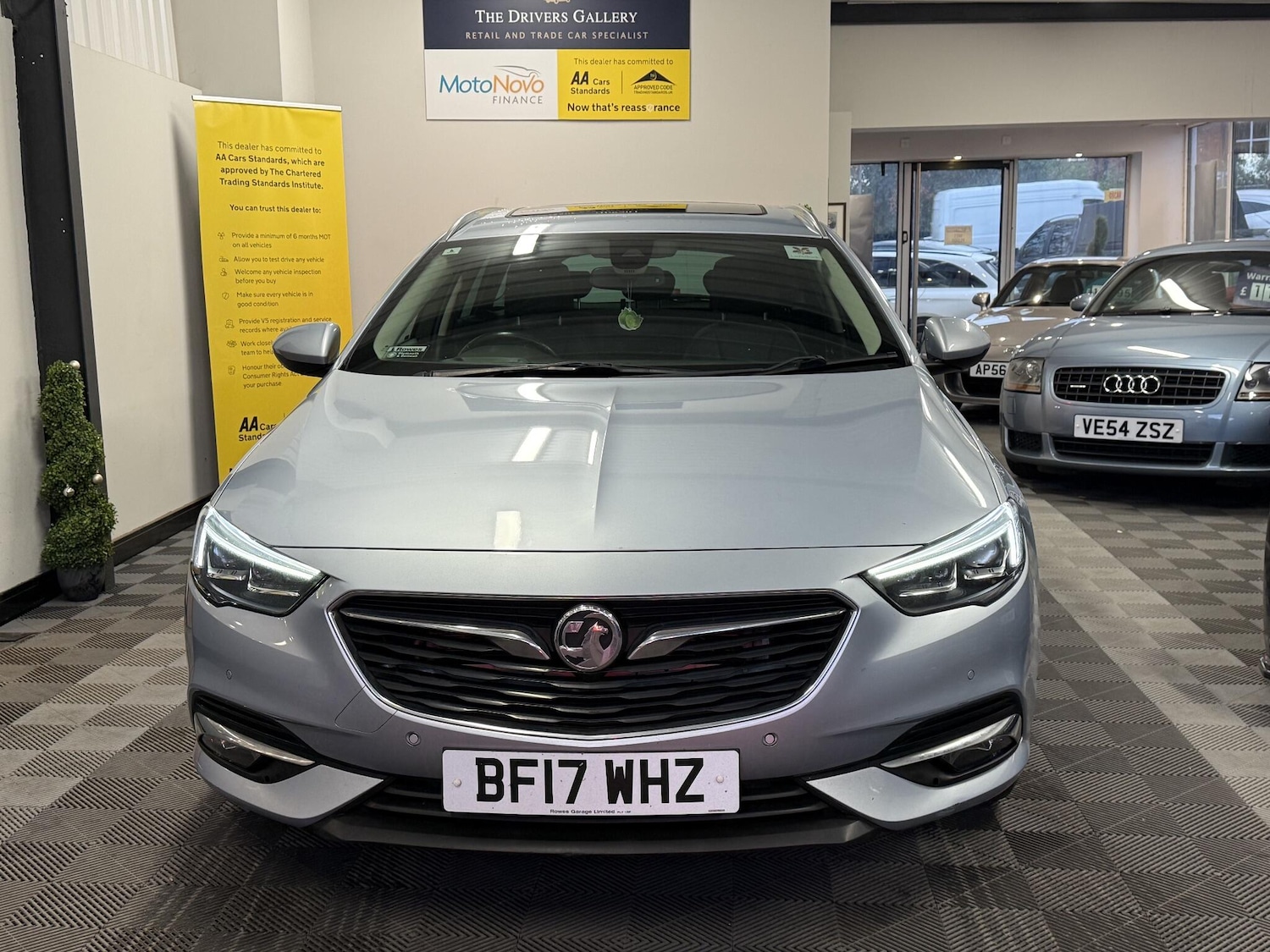 Used Vauxhall Insignia 2017 for sale - 76727496: Photo 18