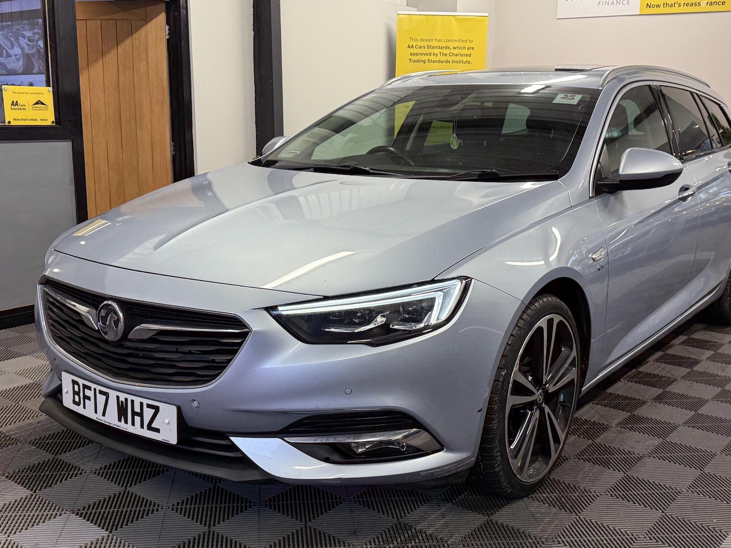 Used Vauxhall Insignia 2017 for sale - 76727496: Photo 19