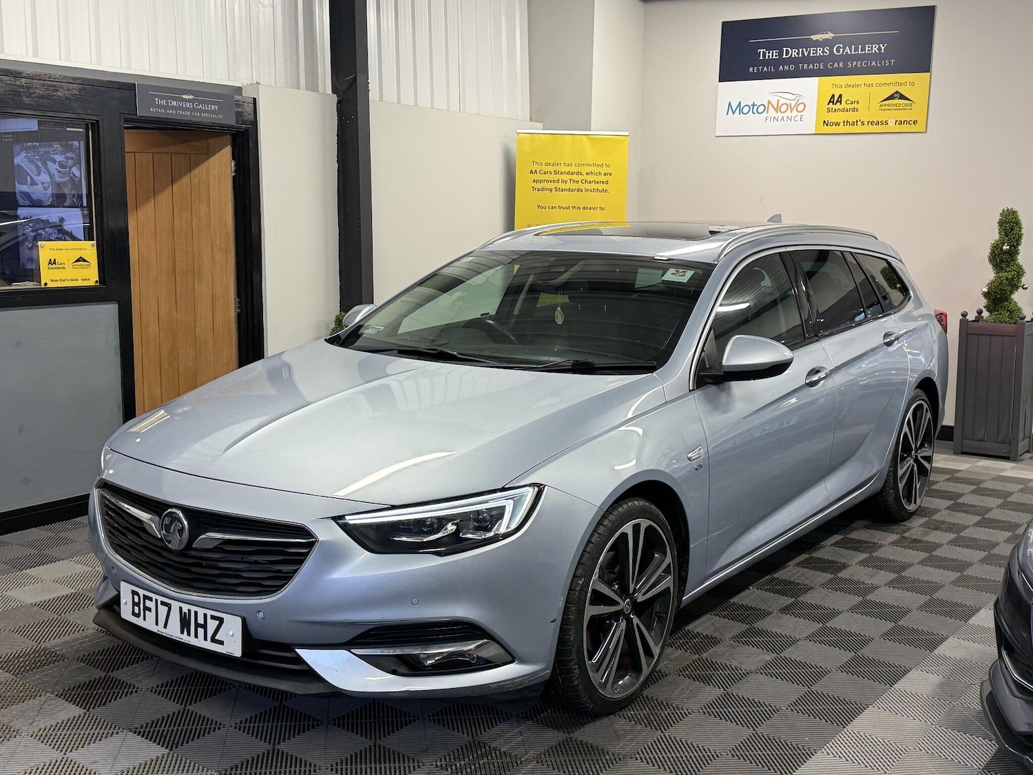 Used Vauxhall Insignia 2017 for sale - 76727496: Photo 20