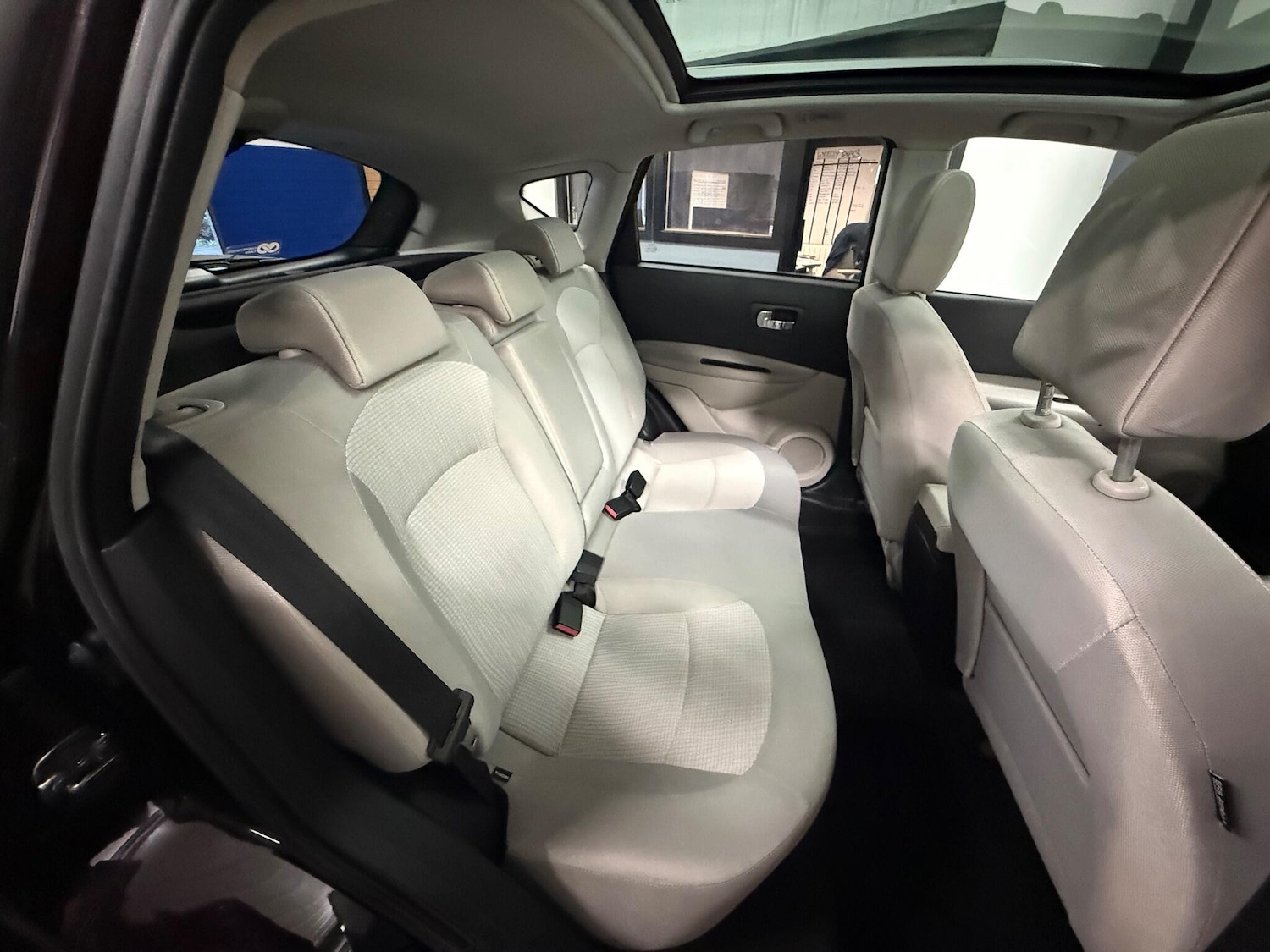 Used Nissan Qashqai 2011 for sale - 76562017: Photo 9