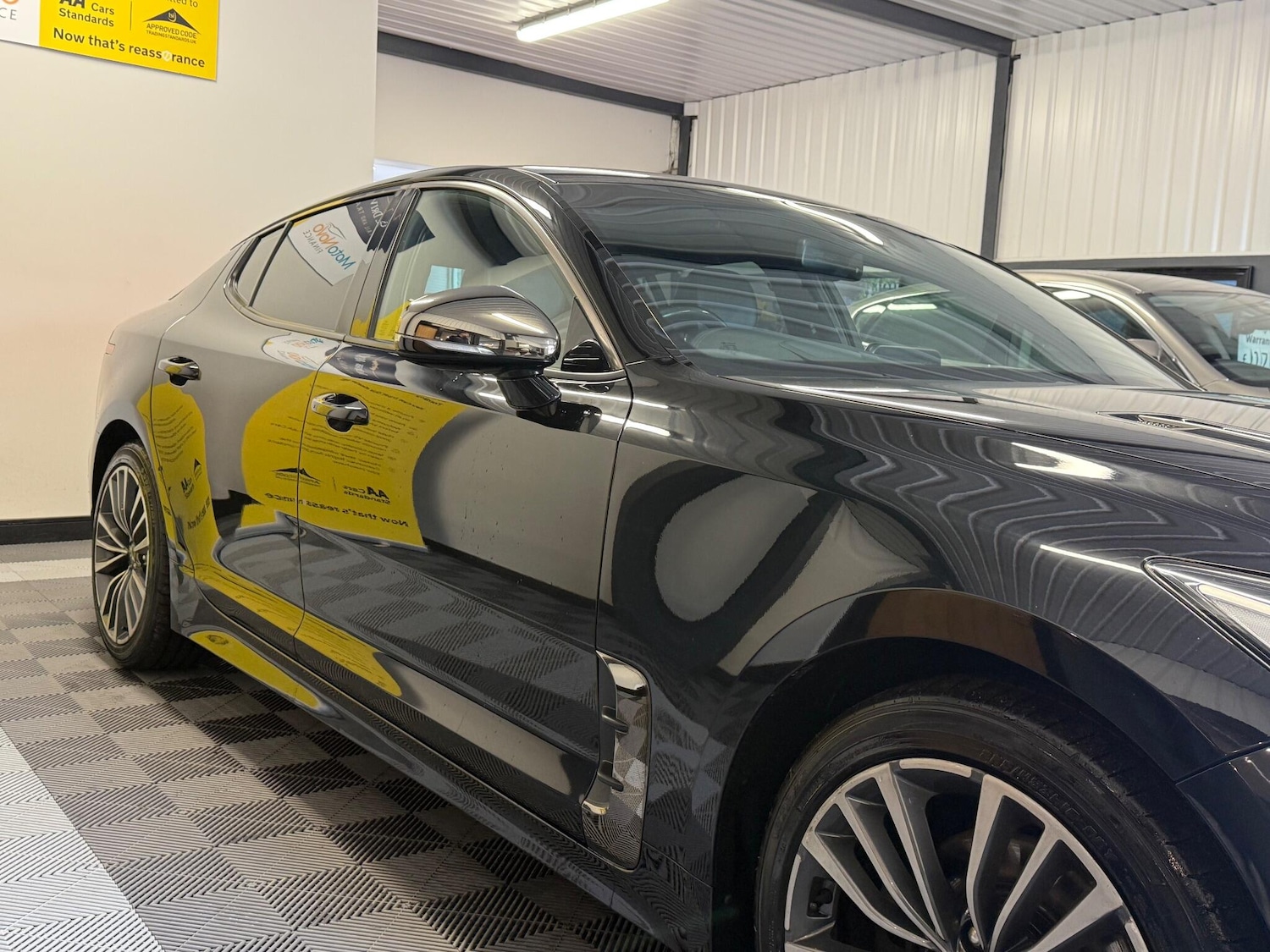 Used Kia Stinger 2018 for sale - 76988116: Photo 20