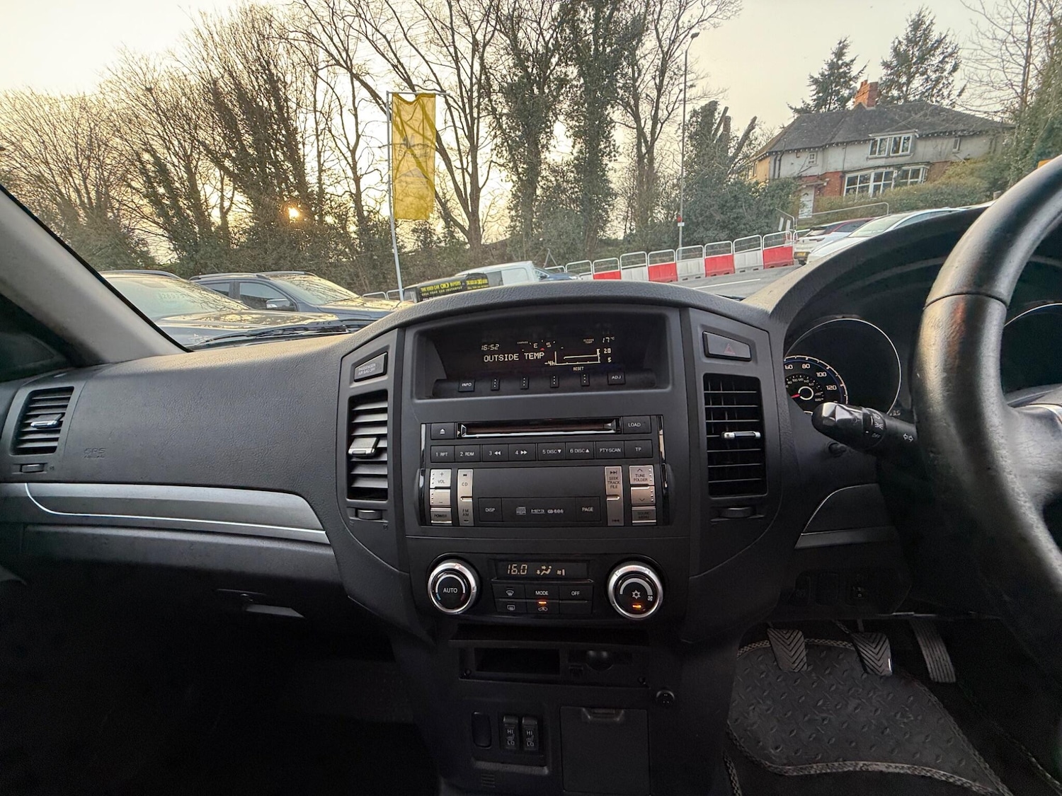 Used Mitsubishi Shogun for sale - 77784383: Photo 23