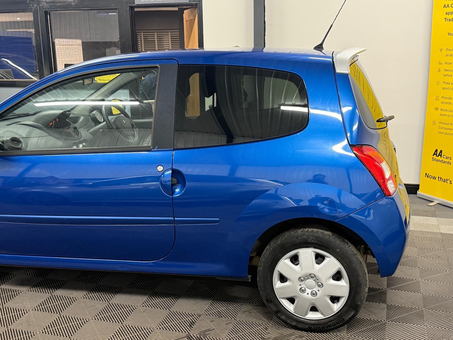 Used Renault Twingo 2009 for sale - 77440857: Photo 14