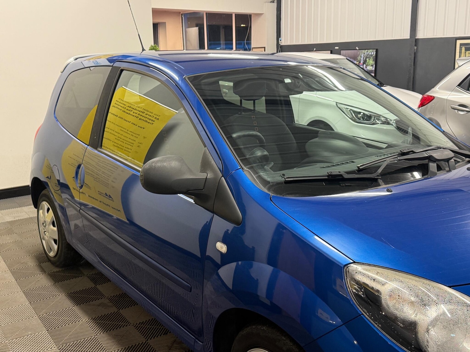 Used Renault Twingo 2009 for sale - 77440857: Photo 18