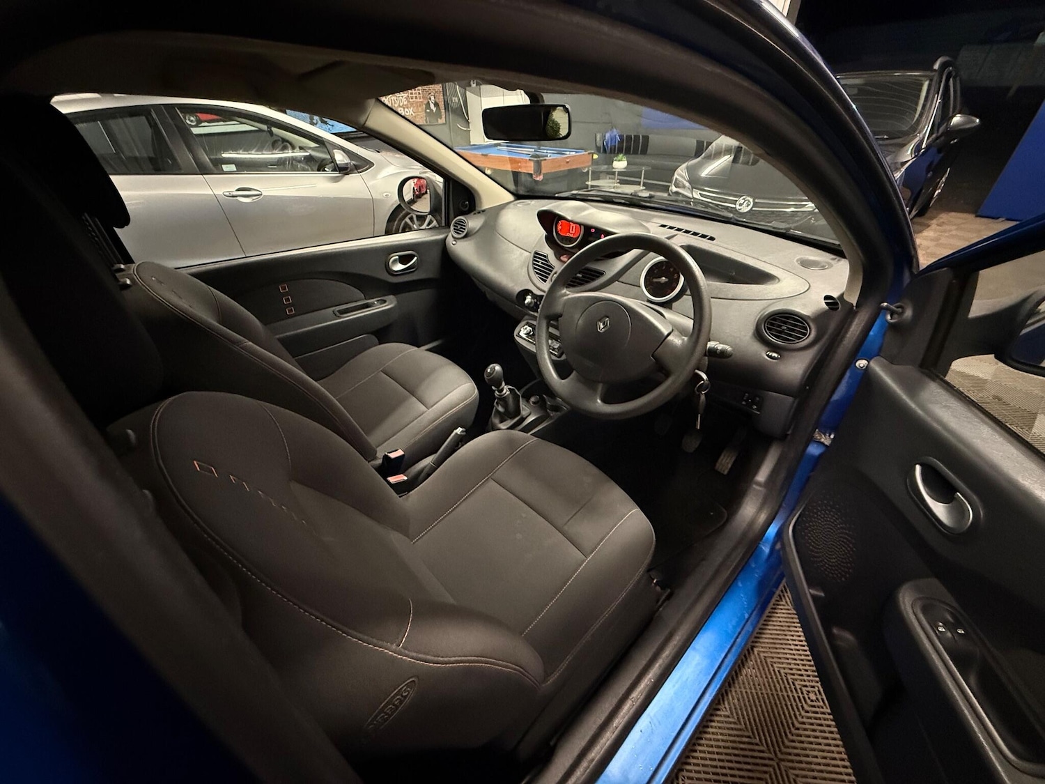 Used Renault Twingo 2009 for sale - 77440857: Photo 4