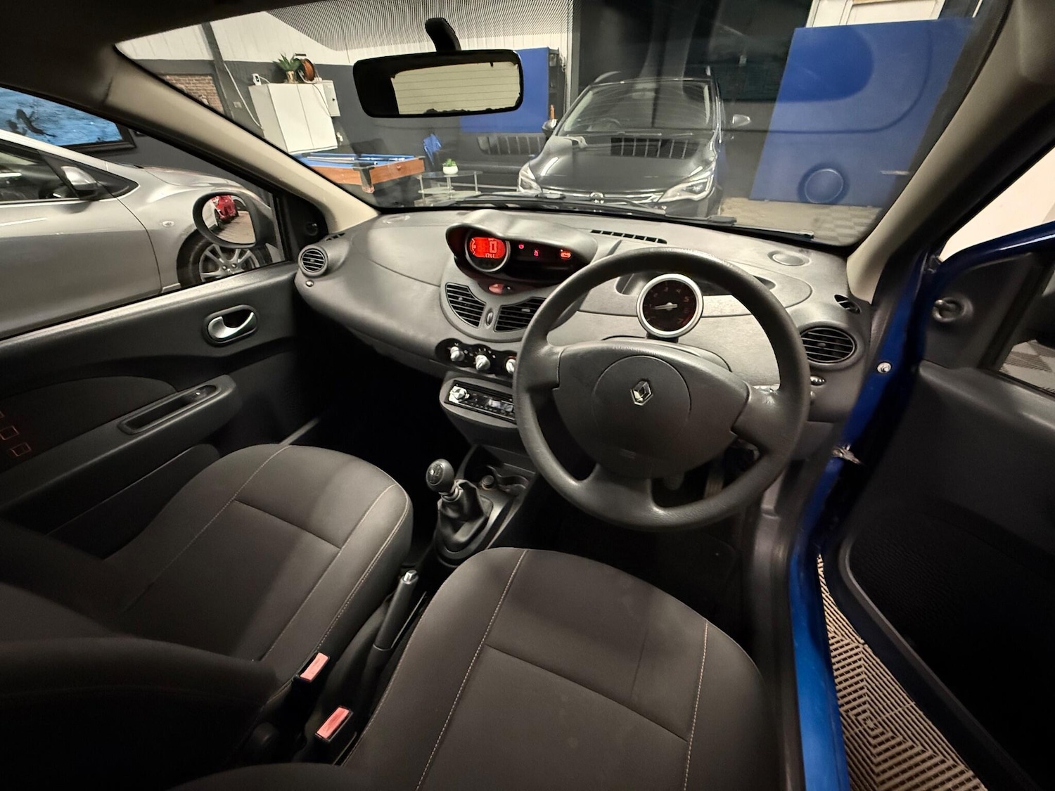 Used Renault Twingo 2009 for sale - 77440857: Photo 5