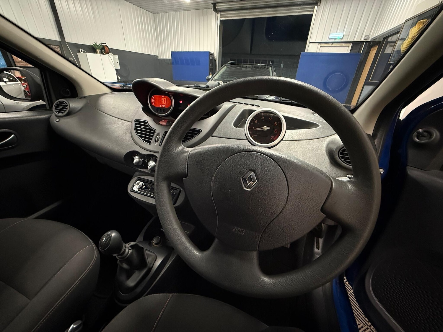 Used Renault Twingo 2009 for sale - 77440857: Photo 8