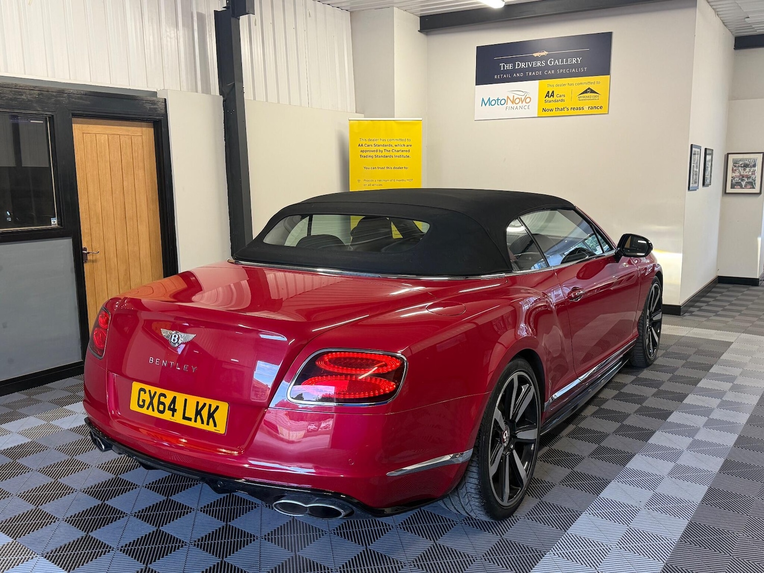 Used Bentley Continental 2014 for sale - 76349601: Photo 22