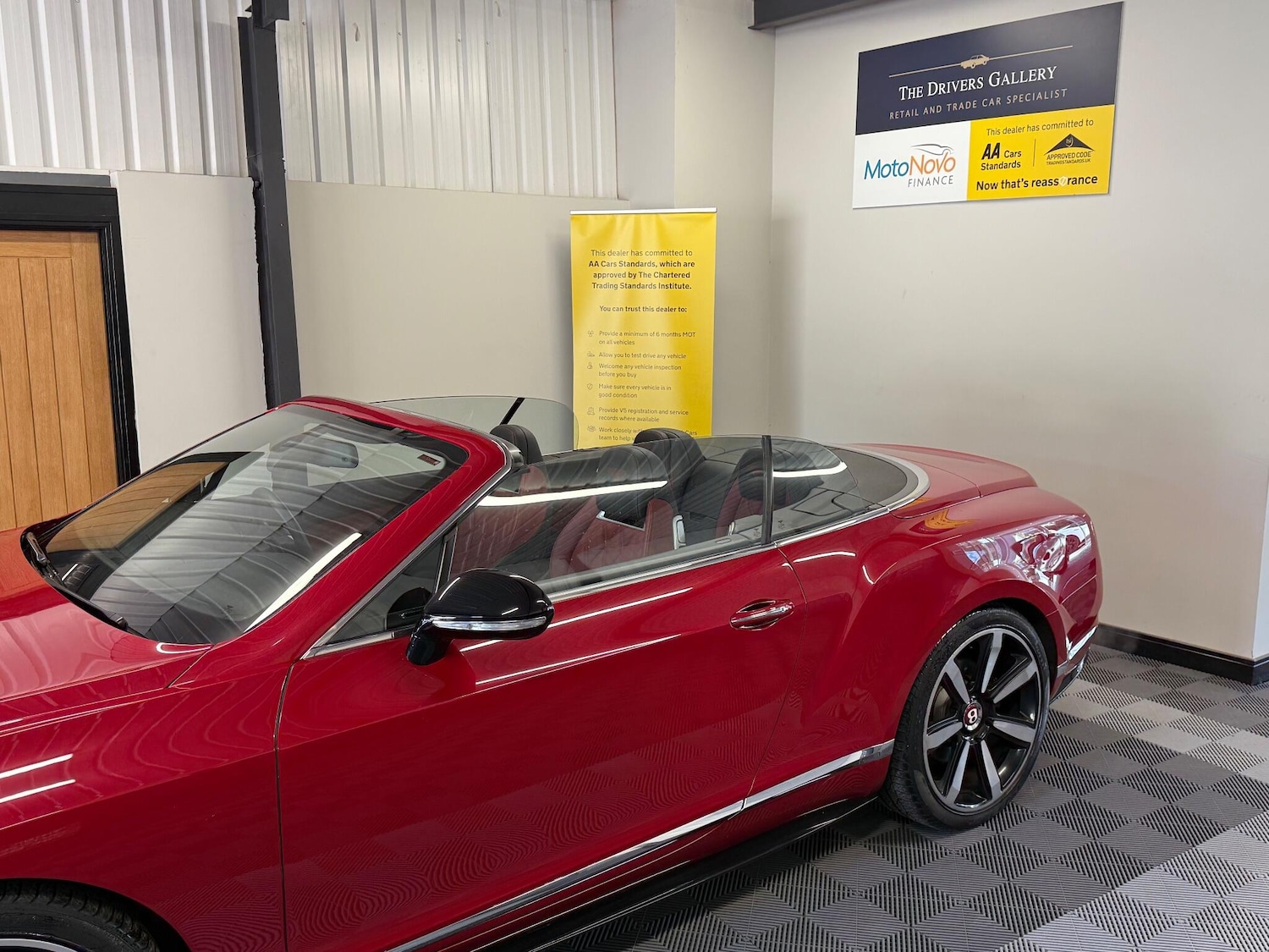 Used Bentley Continental 2014 for sale - 76349601: Photo 31